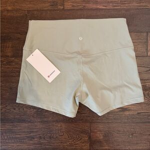 lululemon athletica Women's fog green Bike Shorts